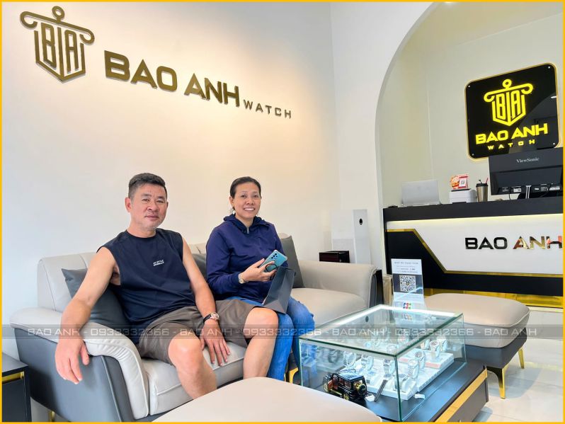 Khách mua carnival tại baw