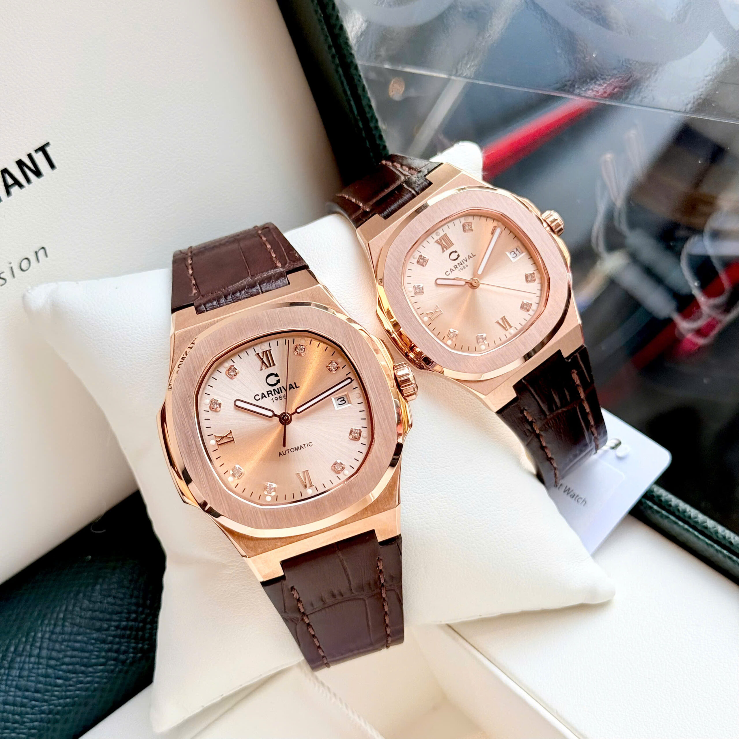 Đồng hồ Đôi Carnival 8160D-VH-DD-B